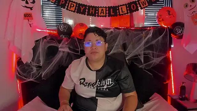 PUSSYBBW_001 from StripChat is Freechat