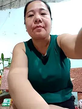 Queen-18200 from StripChat is Freechat