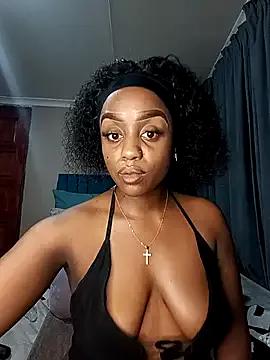 Queen-Chocolate from StripChat is Freechat