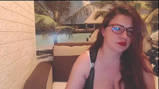 Queen__Natasha from StripChat is Freechat