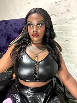 QUEEN_NOBUHLE_777 from StripChat is Freechat