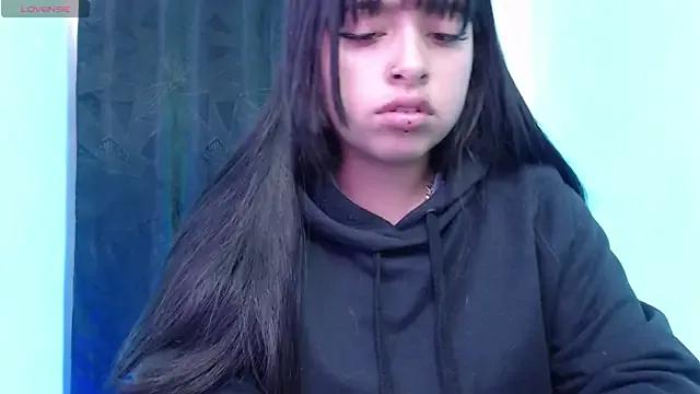 queen_salomme from StripChat is Freechat
