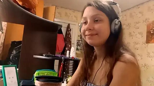QutieDaSweet from StripChat is Freechat