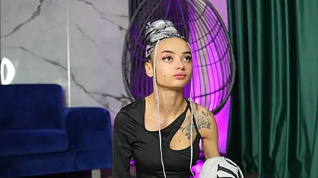 RachelRavee from StripChat is Freechat