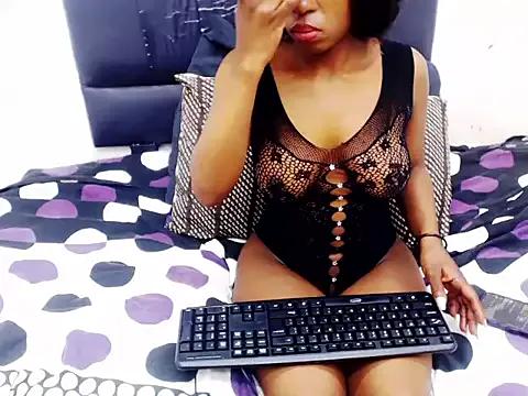 RarePearlz from StripChat is Freechat