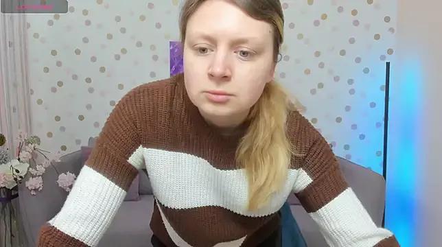 Reall_Blonde from StripChat is Freechat