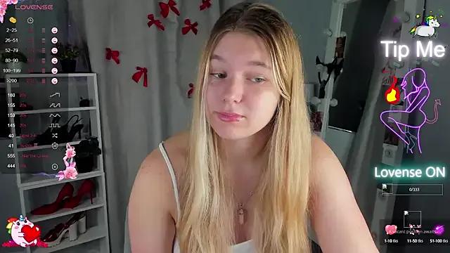Checkout girls naked models with similar nickname. Cute sexy Free Models.