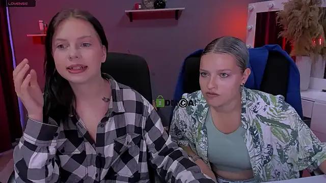 renata_sweety from StripChat is Freechat
