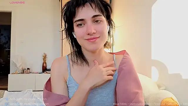 Checkout girls naked models with similar nickname. Cute sexy Free Models.