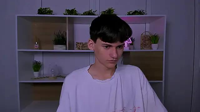 rico_steel from StripChat is Freechat
