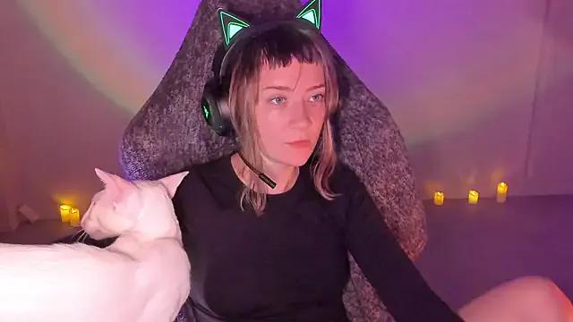 RikkiSanchez from StripChat is Freechat