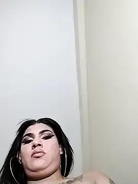 RobertaxGutierrez from StripChat is Freechat