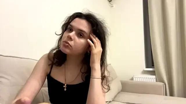 RosaleeSwint from StripChat is Freechat