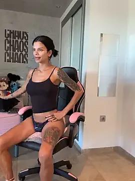 Rosariolovex from StripChat is Freechat