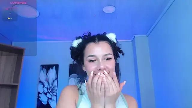 roseefancy from StripChat is Freechat