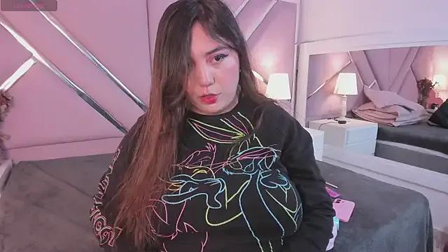 Roxanediaz from StripChat