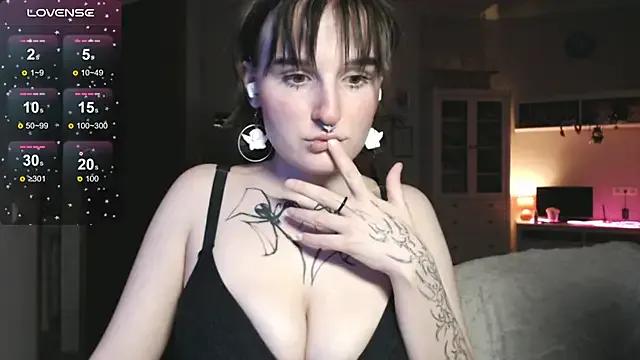 rubby_hanna from StripChat is Freechat
