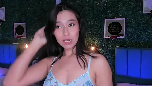 Rubyvixxen_ from StripChat is Freechat