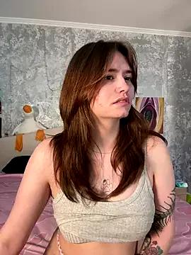 Sabrina_shells from StripChat is Freechat