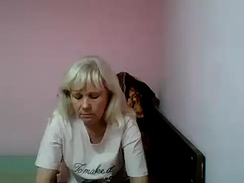 sakura_blonde from StripChat is Freechat