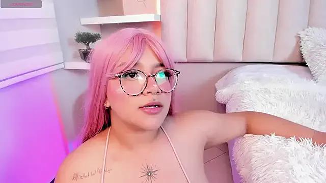 Sally__Walker from StripChat is Freechat