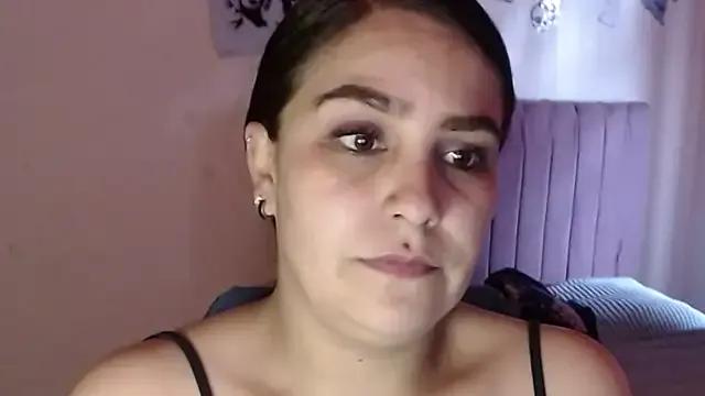 Salma_deep from StripChat is Freechat