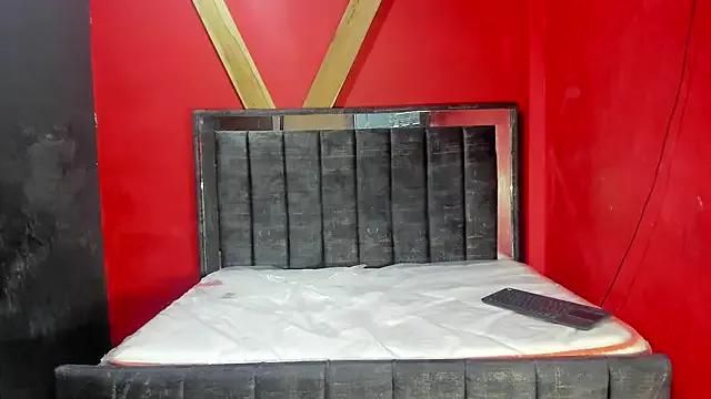 salome_girl_color from StripChat is Freechat