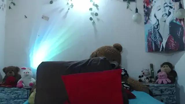 Samanta_milf84 from StripChat