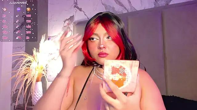 SamanthaaReed from StripChat