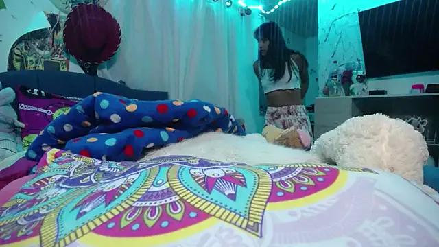 Samara_Homescapes from StripChat is Freechat