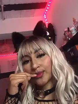 Samara_SaenzV from StripChat is Freechat