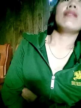 Sara_pusyy from StripChat is Freechat