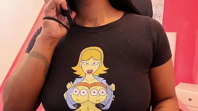 Saraa_Graham from StripChat