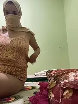 SaraChouchou from StripChat is Freechat