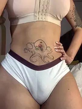 saragill323 from StripChat