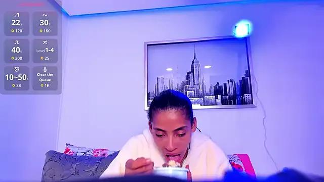 sarah_ashbourne from StripChat is Freechat