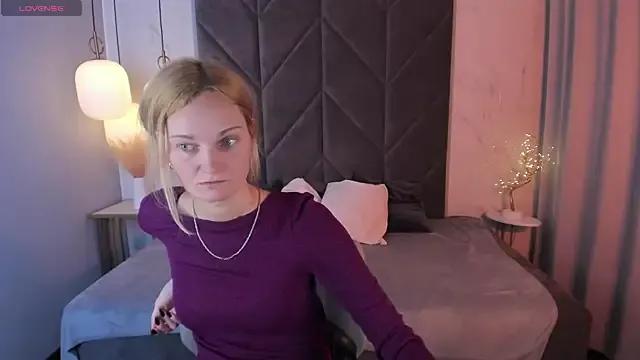 Checkout girls naked models with similar nickname. Cute sexy Free Models.