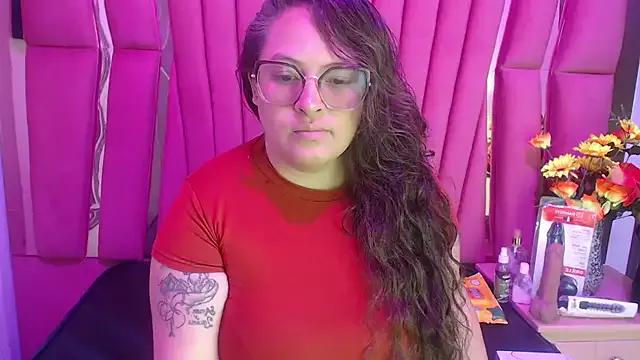 SaraThomso from StripChat