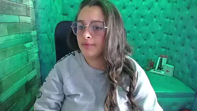 SaraThomso from StripChat