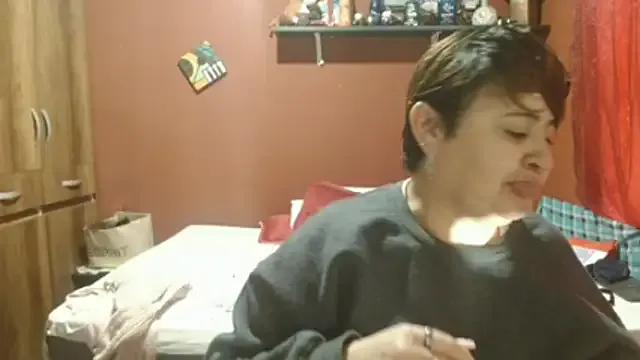 Sasharosee2 from StripChat is Freechat