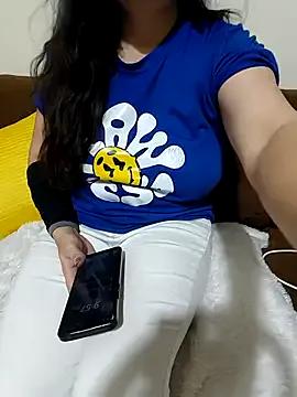 sassy_aly007 from StripChat is Freechat