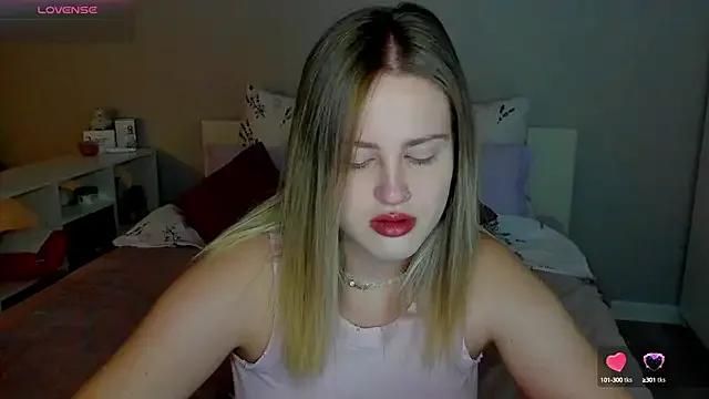 Sassy_Talkin_ from StripChat is Freechat