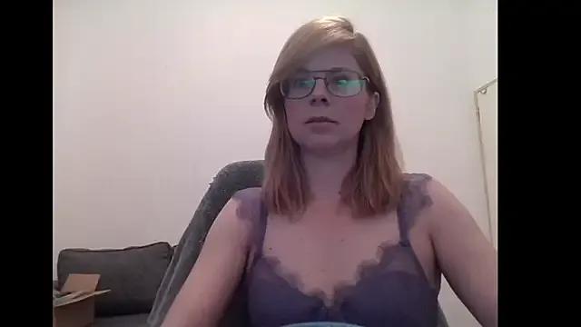 SavannaGirly from StripChat
