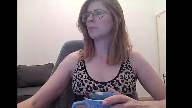 SavannaGirly from StripChat