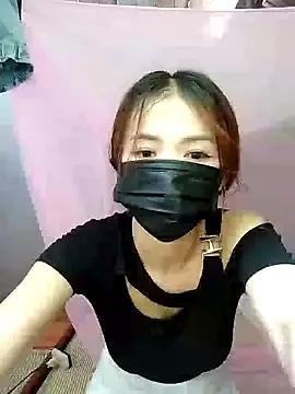 Scared_whore from StripChat is Freechat