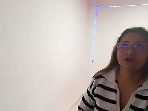 scarlett_mystic from StripChat is Freechat