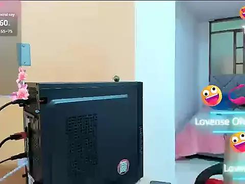 scarlett_mystic from StripChat is Freechat