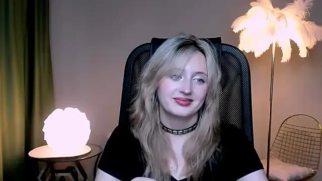 ScarlettScril from StripChat is Freechat