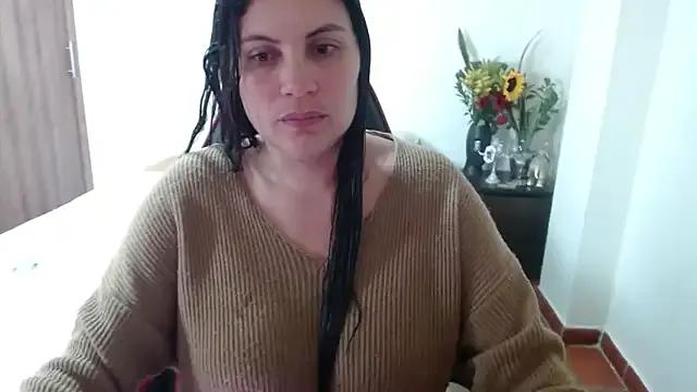 Secret_Bella from StripChat is Freechat