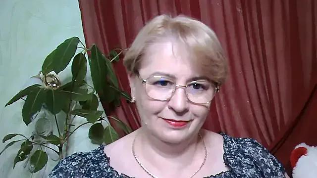 Selena-Velvet from StripChat is Freechat